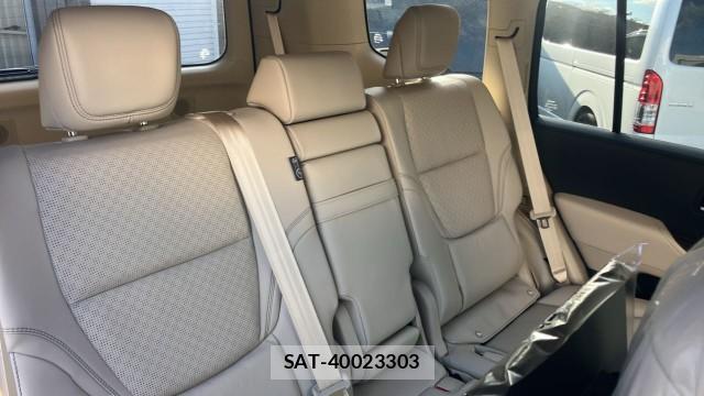 Toyota LAND CRUISER 2026-06 8877100-6
