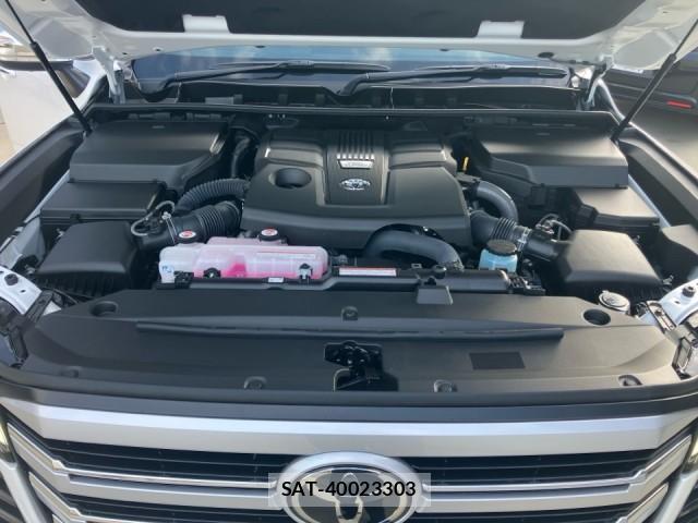 Toyota LAND CRUISER 2026-06 8877100-7