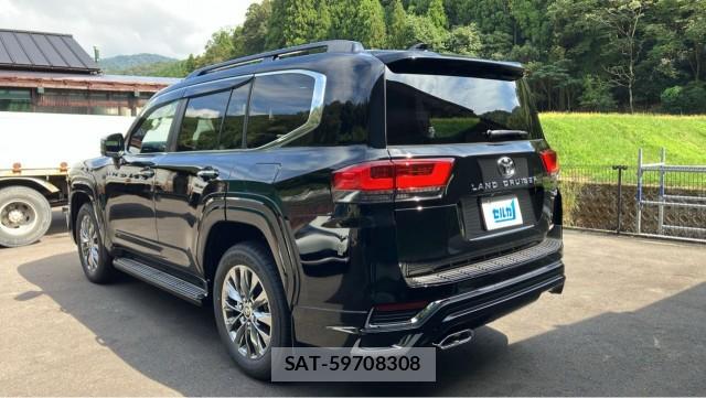 Toyota LAND CRUISER 2026-08 8877109-13