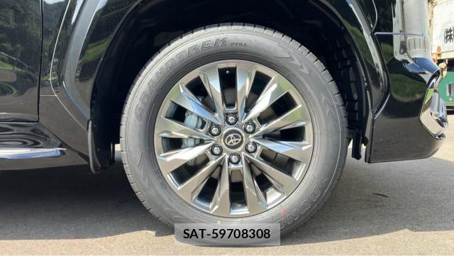 Toyota LAND CRUISER 2026-08 8877109-8