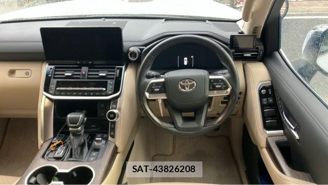 Toyota LAND CRUISER 2025-09 8877114-16