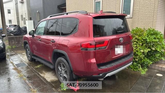 Toyota LAND CRUISER 2023-12 8877126-13