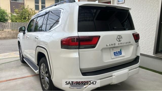 Toyota LAND CRUISER 2023-10 8877141-13