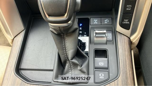 Toyota LAND CRUISER 2023-10 8877141-14