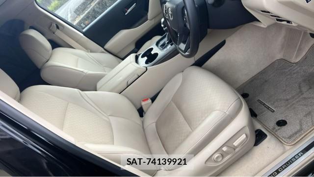 Toyota LAND CRUISER 2023-12 8877181-5