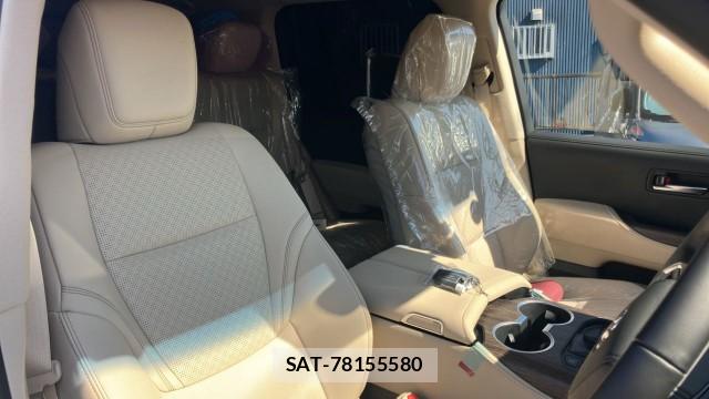 Toyota LAND CRUISER 2026-09 8877194-5