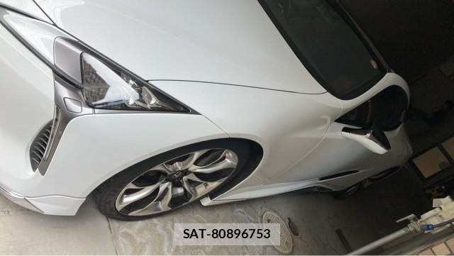 Lexus LC 2018-04 8877154-10
