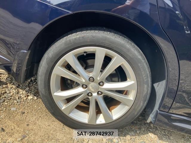 Subaru LEGACY TOURING WAGON 2012-06 8876334-13