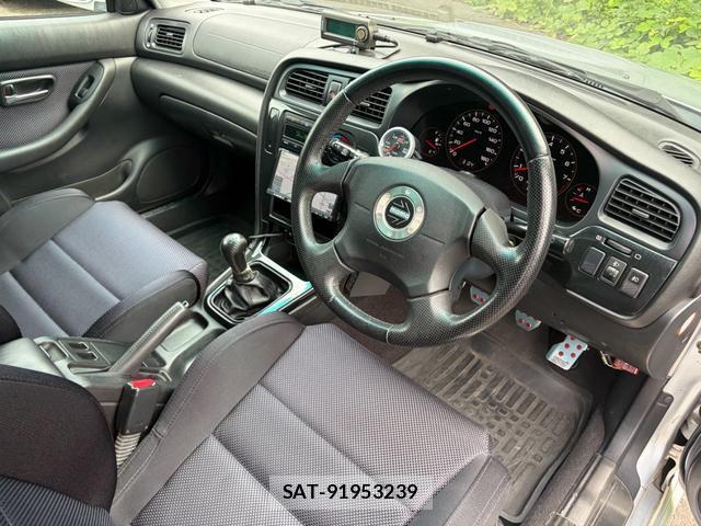 Subaru LEGACY TOURING WAGON 2002-06 8877472-12