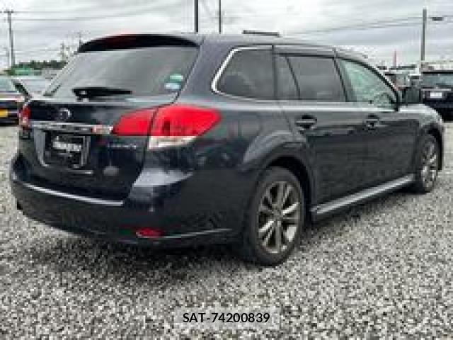 Subaru LEGACY TOURING WAGON 2013 8877652-13