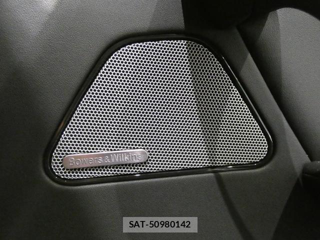 Maserati LEVANTE 2022-06 8877512-13