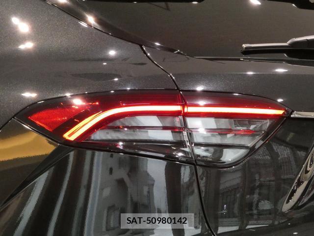 Maserati LEVANTE 2022-06 8877512-3