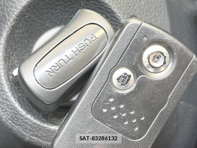 Honda LIFE 2011-10 8876793-4