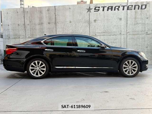 Lexus LS 2011-10 8877070-1