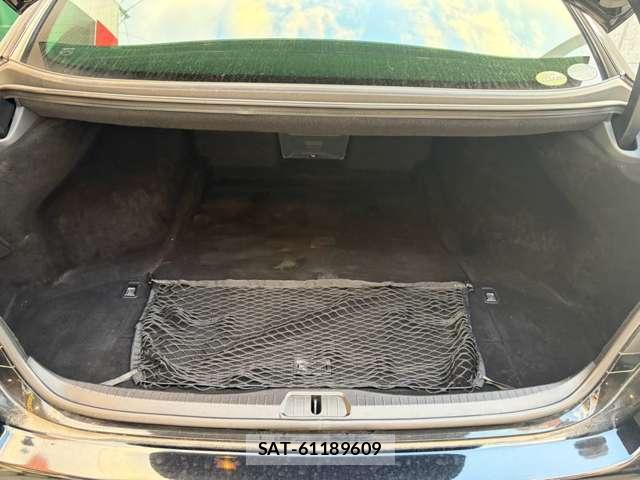 Lexus LS 2011-10 8877070-17