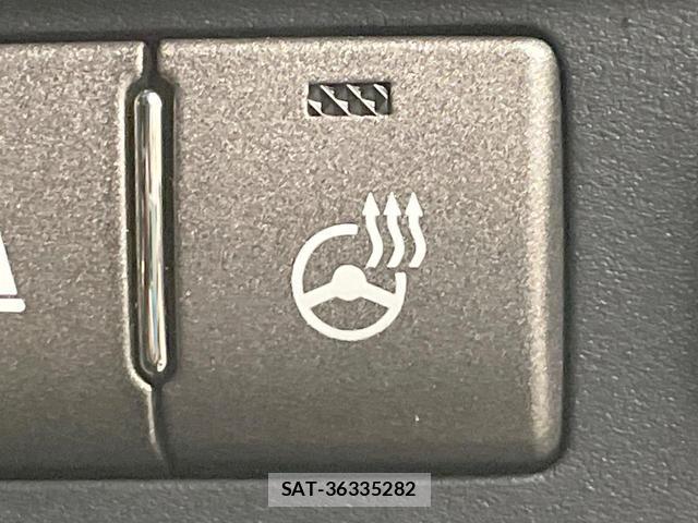 Lexus LS 2011-10 8877557-5