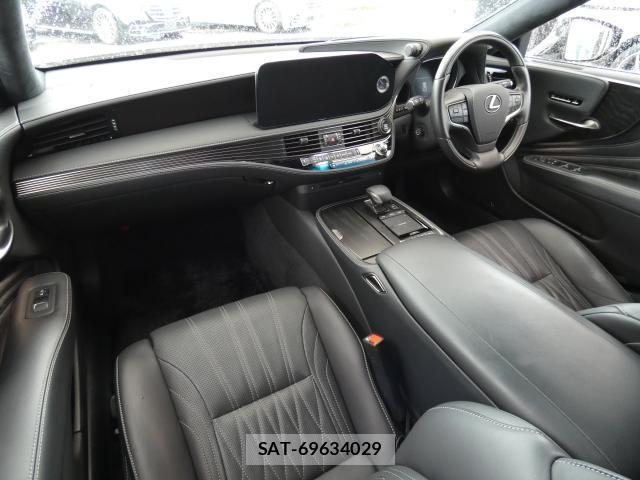 Lexus LS 2021-01 8877888-6