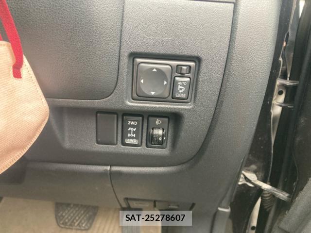 Nissan MARCH 2010-07 8876400-15