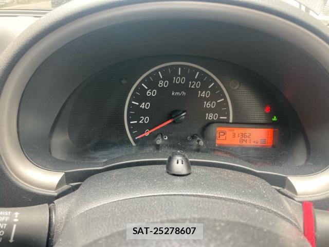 Nissan MARCH 2010-07 8876400-17