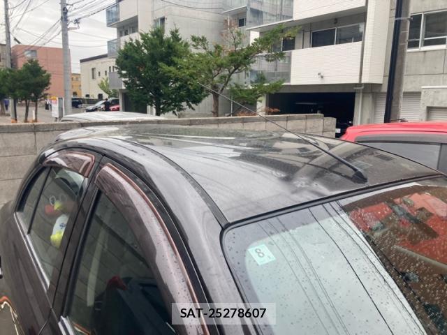 Nissan MARCH 2010-07 8876400-2