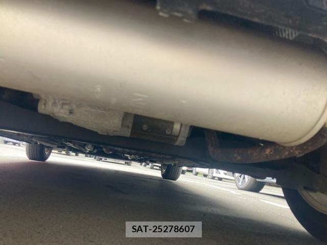 Nissan MARCH 2010-07 8876400-7