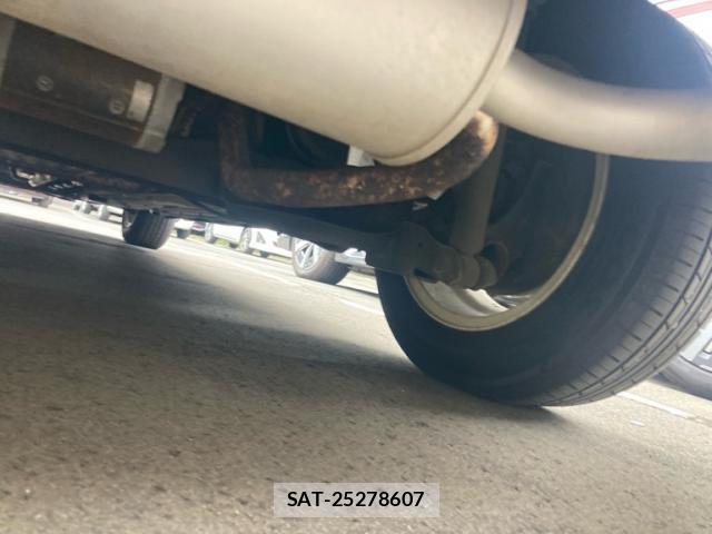 Nissan MARCH 2010-07 8876400-8