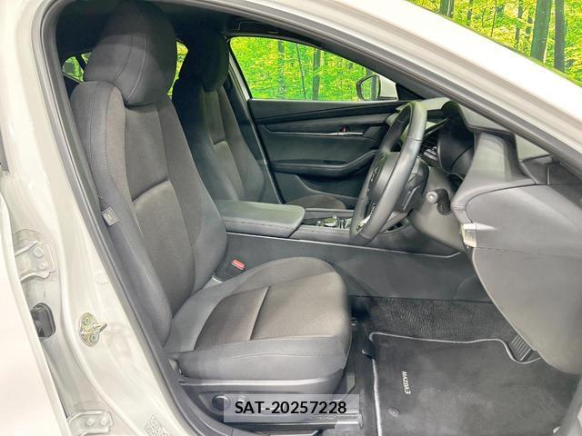 Mazda MAZDA3 2024-03 8876664-7