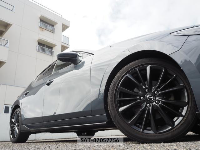 Mazda MAZDA3 2019-09 8877493-6