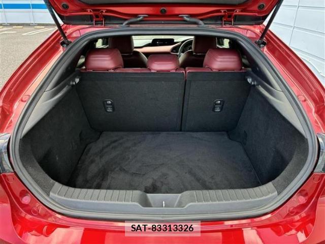 Mazda MAZDA3 2019-09 8877509-6
