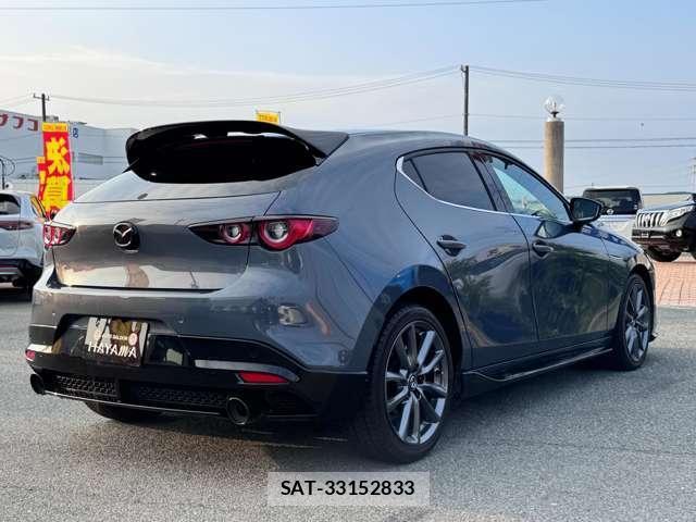 Mazda MAZDA3 2023-06 8877639-1