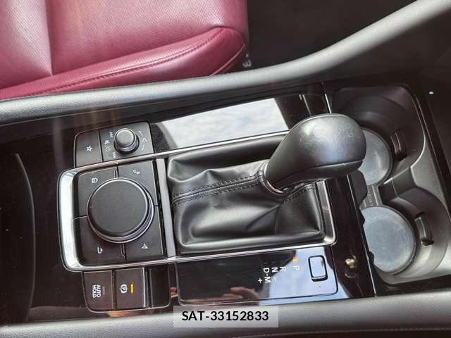 Mazda MAZDA3 2023-06 8877639-13