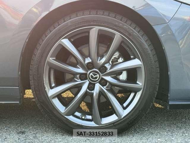 Mazda MAZDA3 2023-06 8877639-7