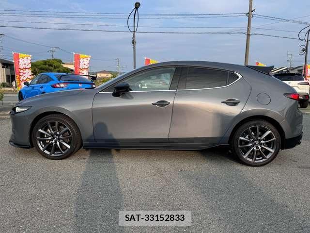 Mazda MAZDA3 2023-06 8877639-9