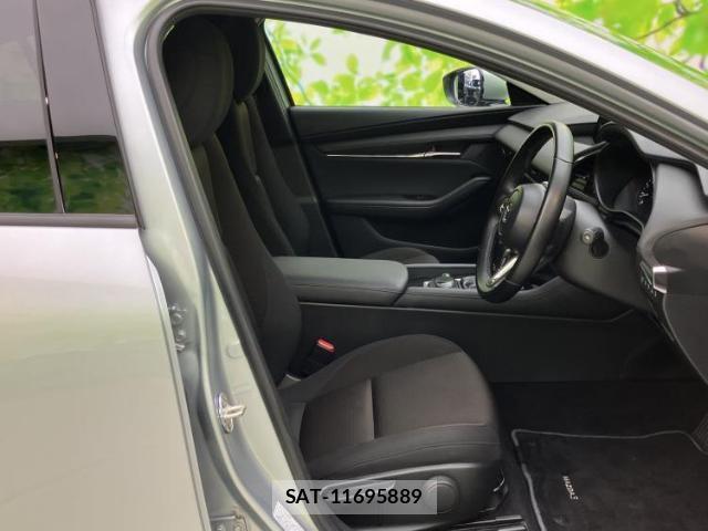 Mazda MAZDA3 2021-07 8878221-3
