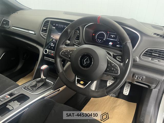 Renault MEGANE 2025-01 8877269-1