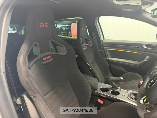 Renault MEGANE 2024-03 8877270-3
