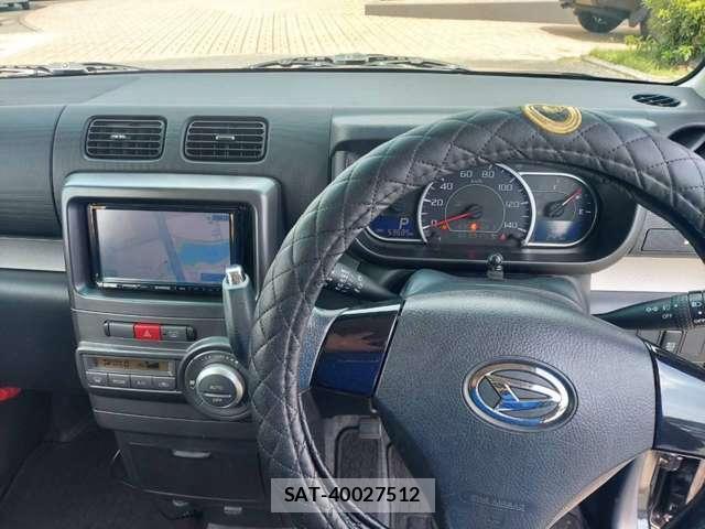 Daihatsu MOVE CONTE 2015-08 8877642-2