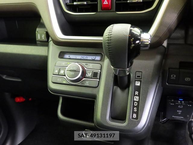 Daihatsu MOVE 2025-06 8877300-9