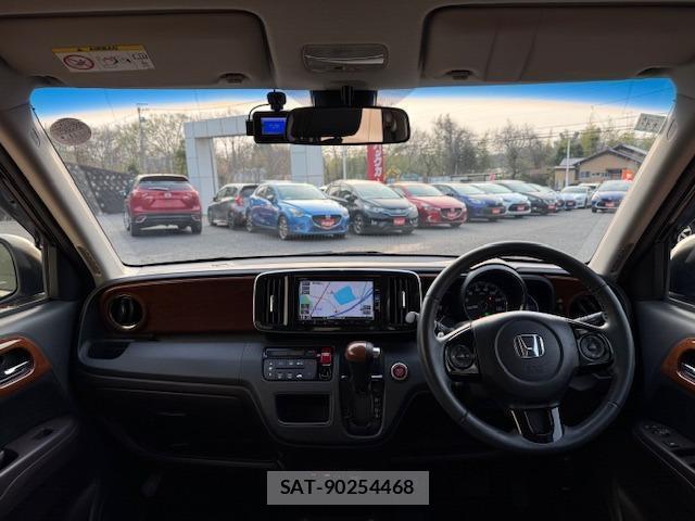 Honda N-ONE 2015-11 8876722-1