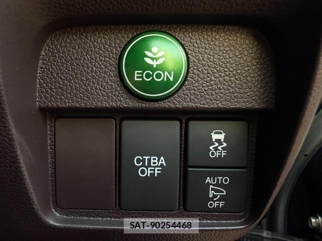 Honda N-ONE 2015-11 8876722-11