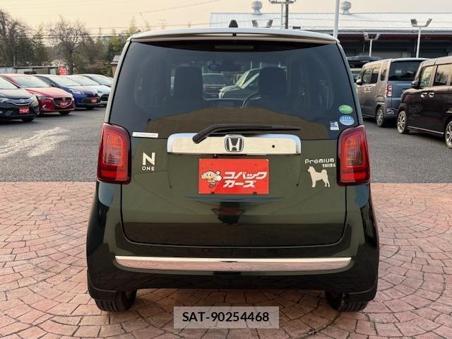 Honda N-ONE 2015-11 8876722-6
