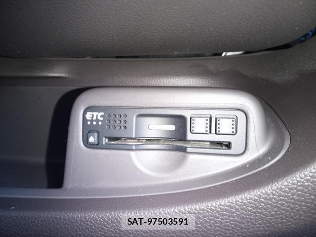 Honda N-ONE 2017-12 8878039-12