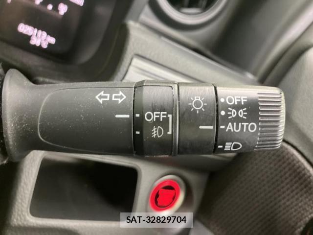 Honda N-VAN 2021-04 8876322-15
