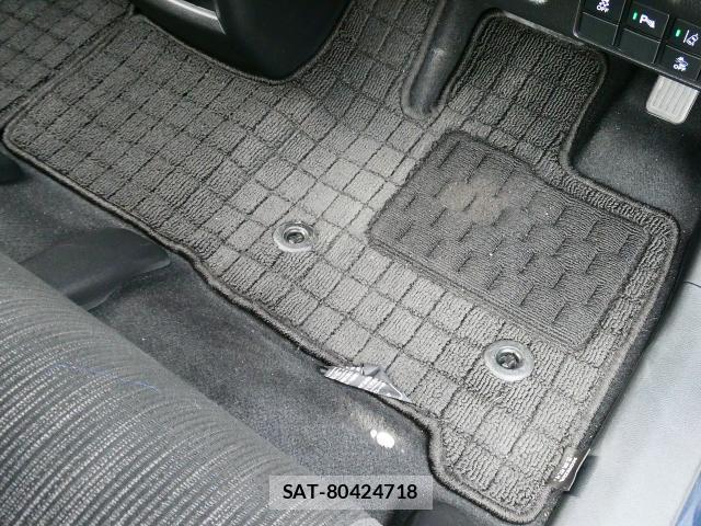 Honda N-WGN 2021-07 8877617-17