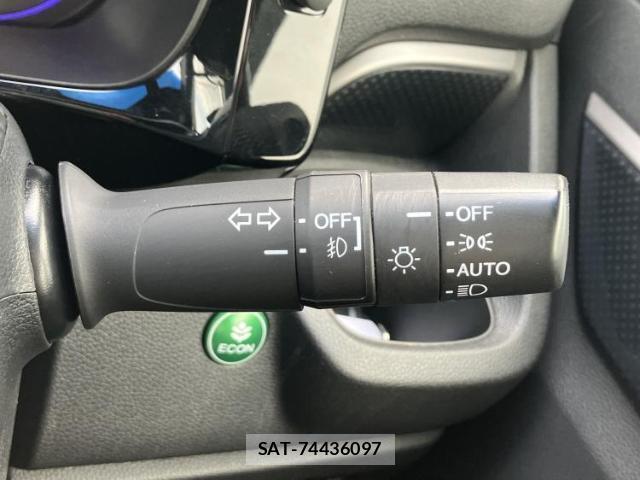 Honda N-WGN 2018-07 8877921-15