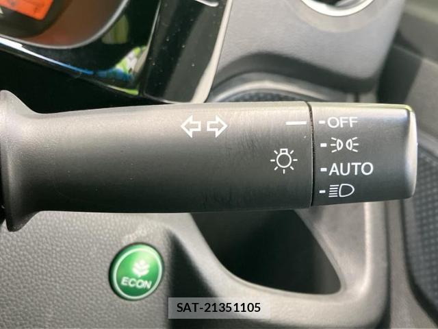 Honda N-WGN 2015-11 8878369-15