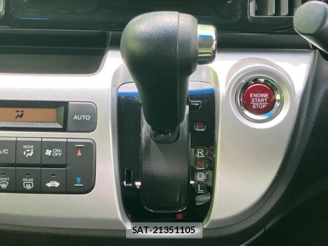 Honda N-WGN 2015-11 8878369-17