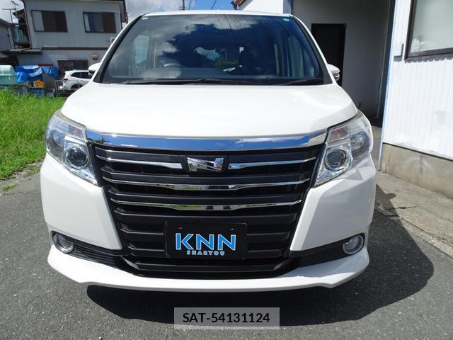 Toyota NOAH 2015-11 8876749-1