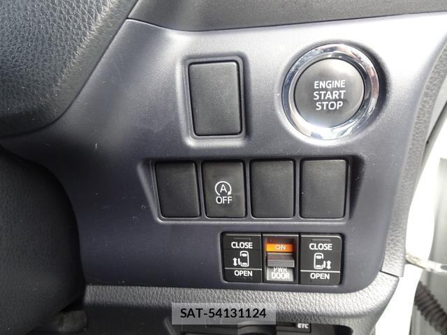 Toyota NOAH 2015-11 8876749-16