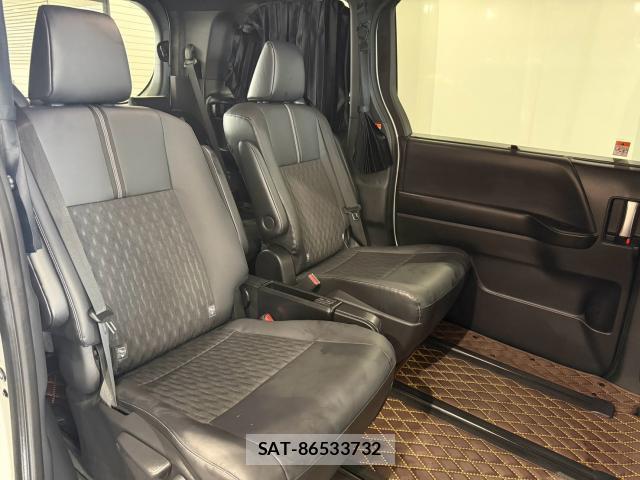 Toyota NOAH 2023-01 8876753-14